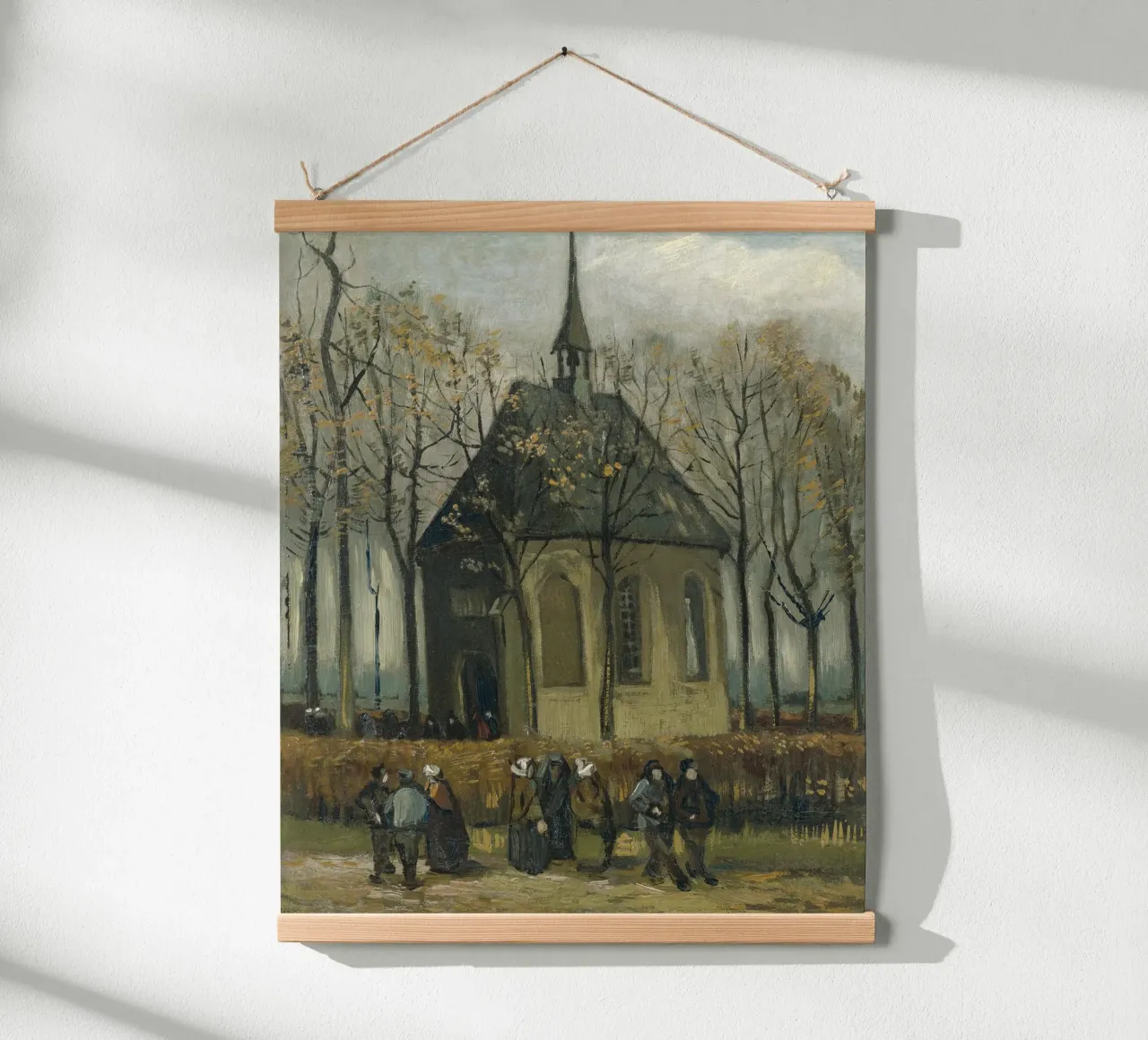 van Gogh, Chiesa di Nuenen con i fedeli poster con telaio in legno da Carinaprint