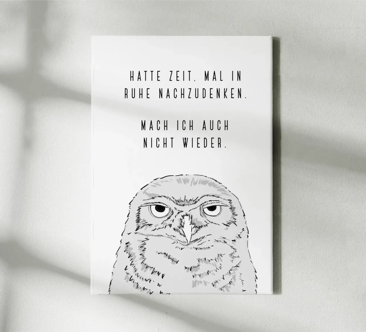 Mal nachgedacht - Grumpy owl tela con Cornice a cassetta da BAINAI