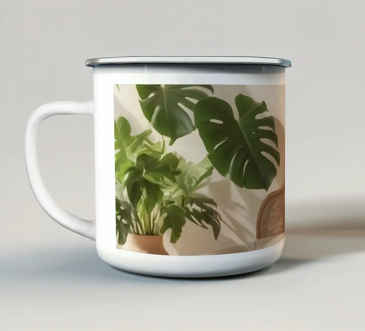 Spazio interno luminoso e arioso con piante e arredi naturali tazza in smalto da DesignDoodle