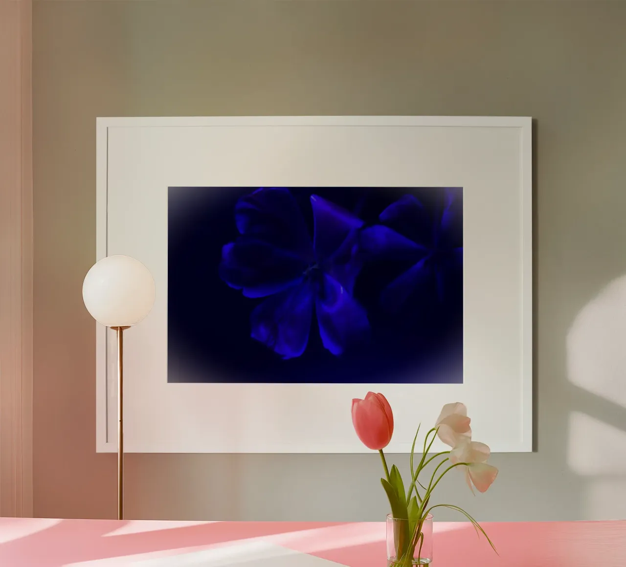 Fiore blu poster da Alexandra Joseph Fotomomente