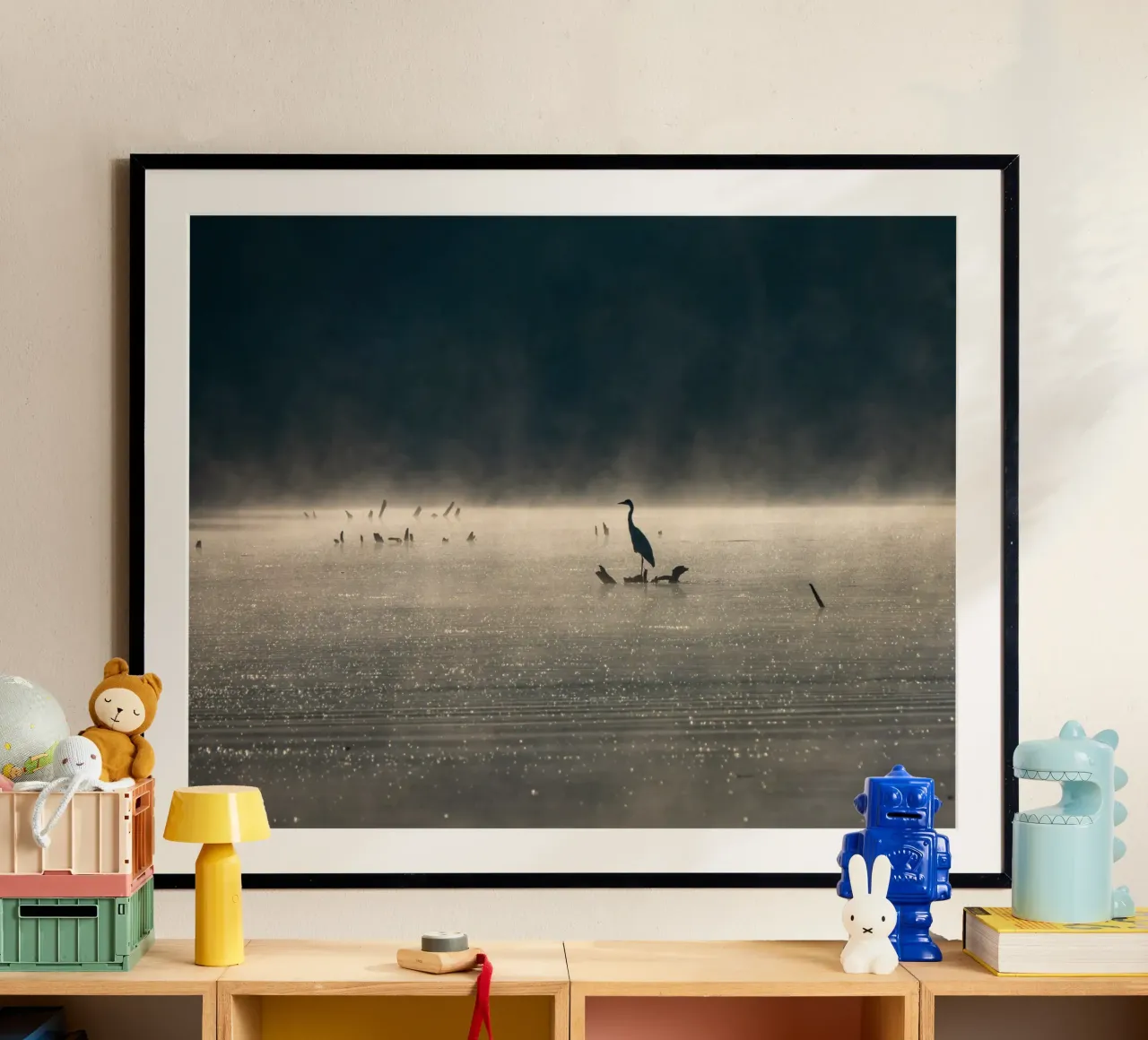 Grey Heron poster con telaio in legno da anderm