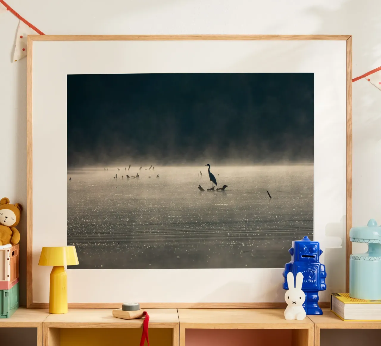 Grey Heron poster con telaio in legno da anderm