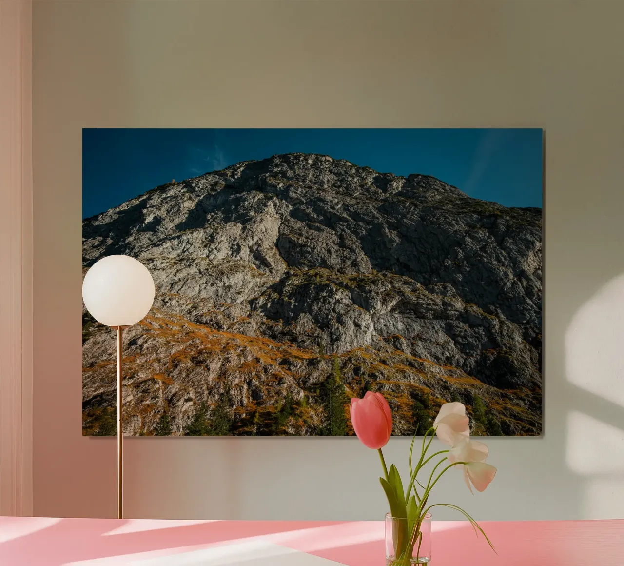Parete montuosa nell'Ahornboden poster con telaio in plastica da 5ecken