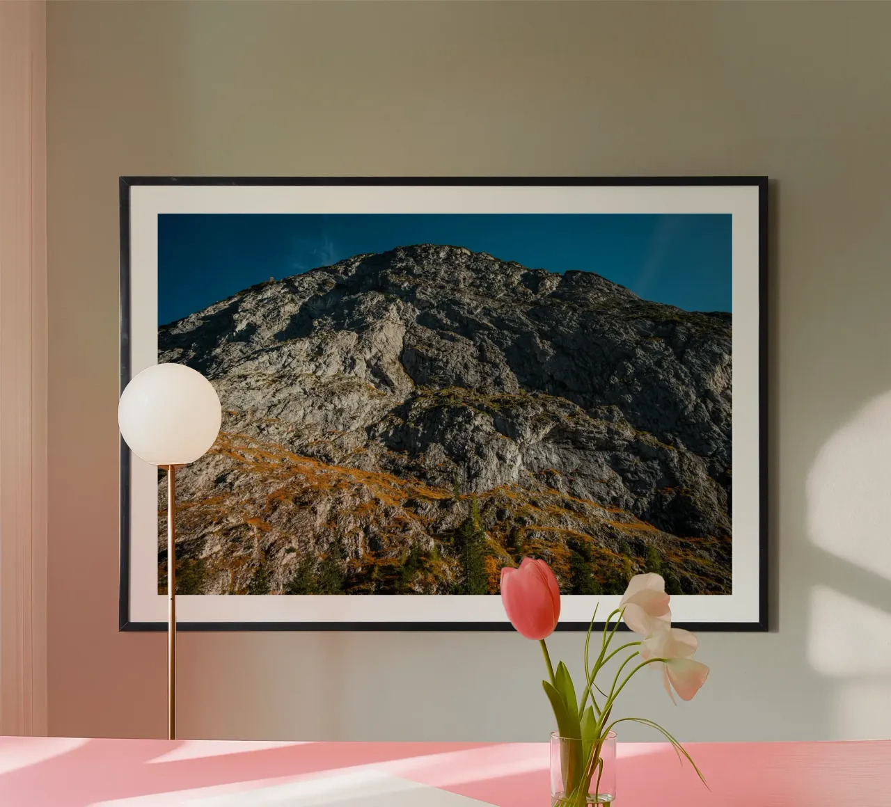 Parete montuosa nell'Ahornboden poster con telaio in plastica da 5ecken
