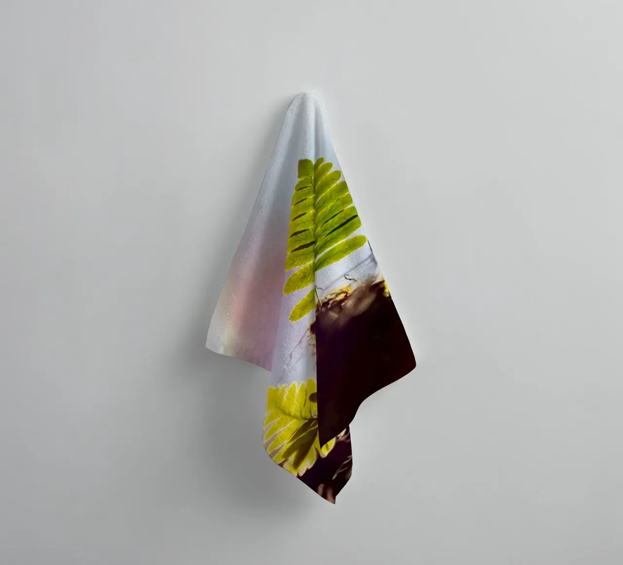 Fern in sunlight - macro photography towel by 5ecken
