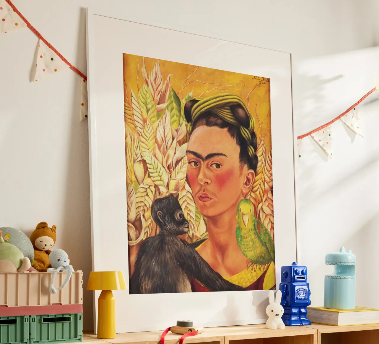 Autoritratto di Frida Kahlo con scimmia e pappagallo carta hahnemühle da Venus Art