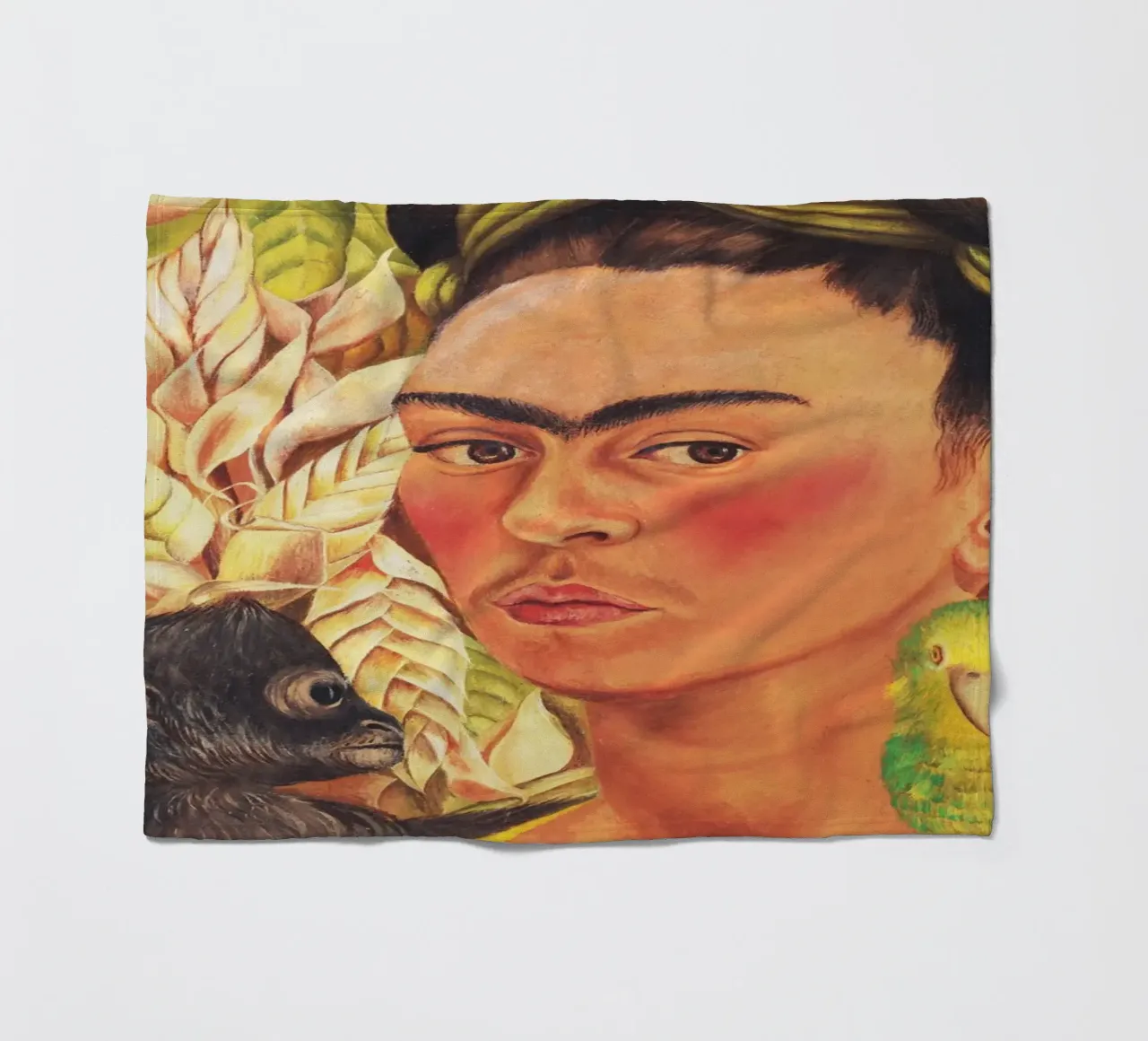 Autoritratto di Frida Kahlo con scimmia e pappagallo coperta in pile da Venus Art