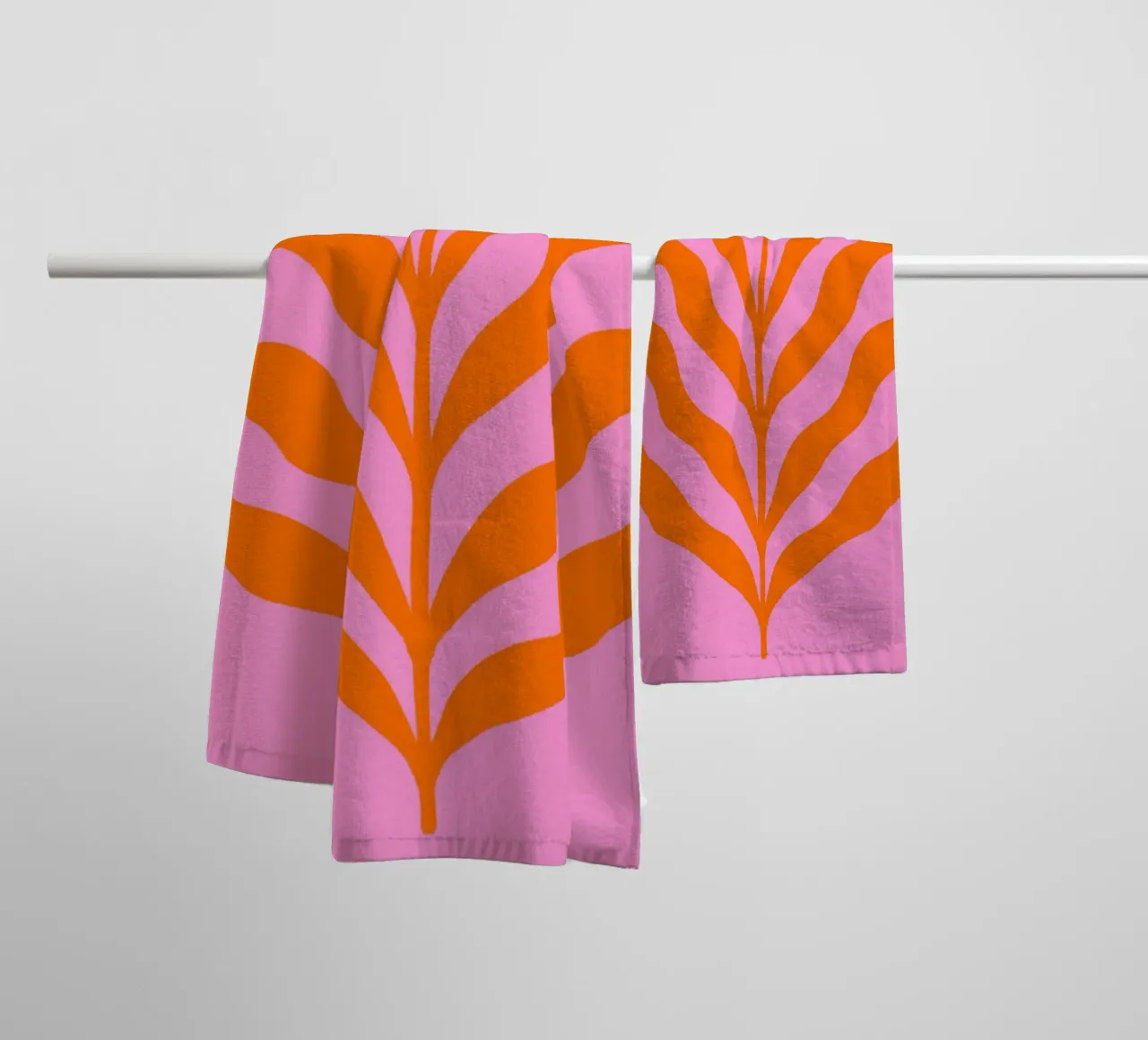 Ramo colorato - arancione e rosa asciugamano da bagno da Wackapacka