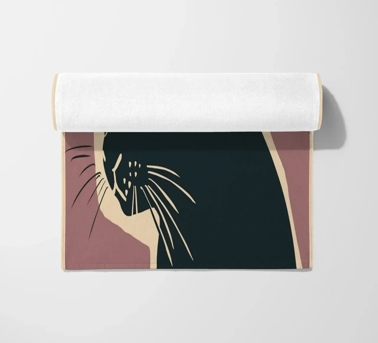 Gatto nero telo mare da ThingDesign