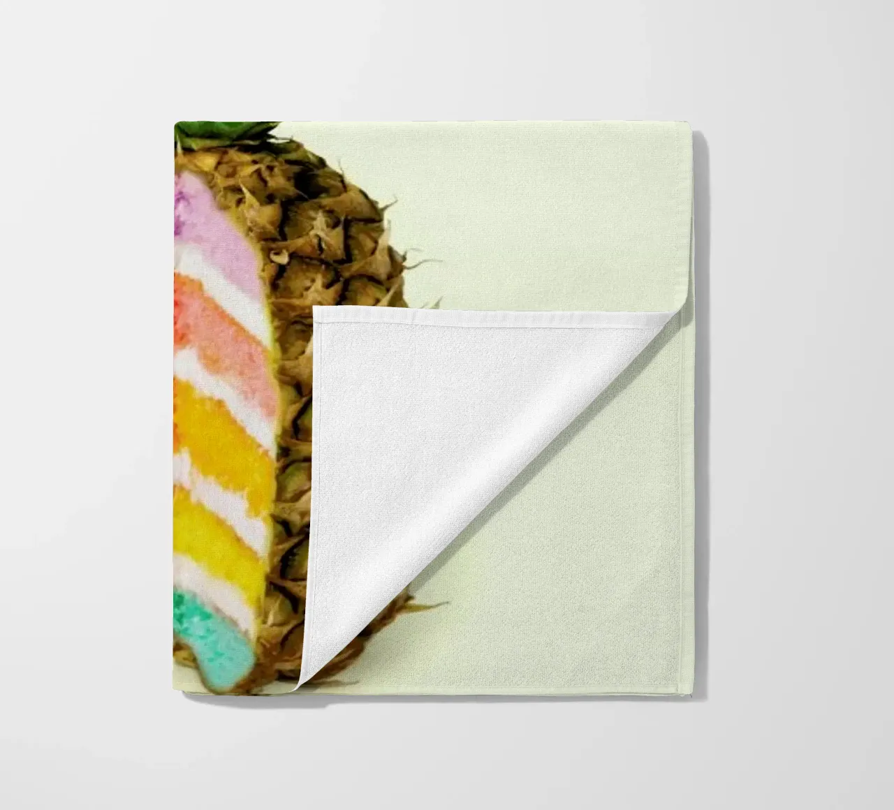 Pineapple Cake telo mare da Paul Fuentes Design