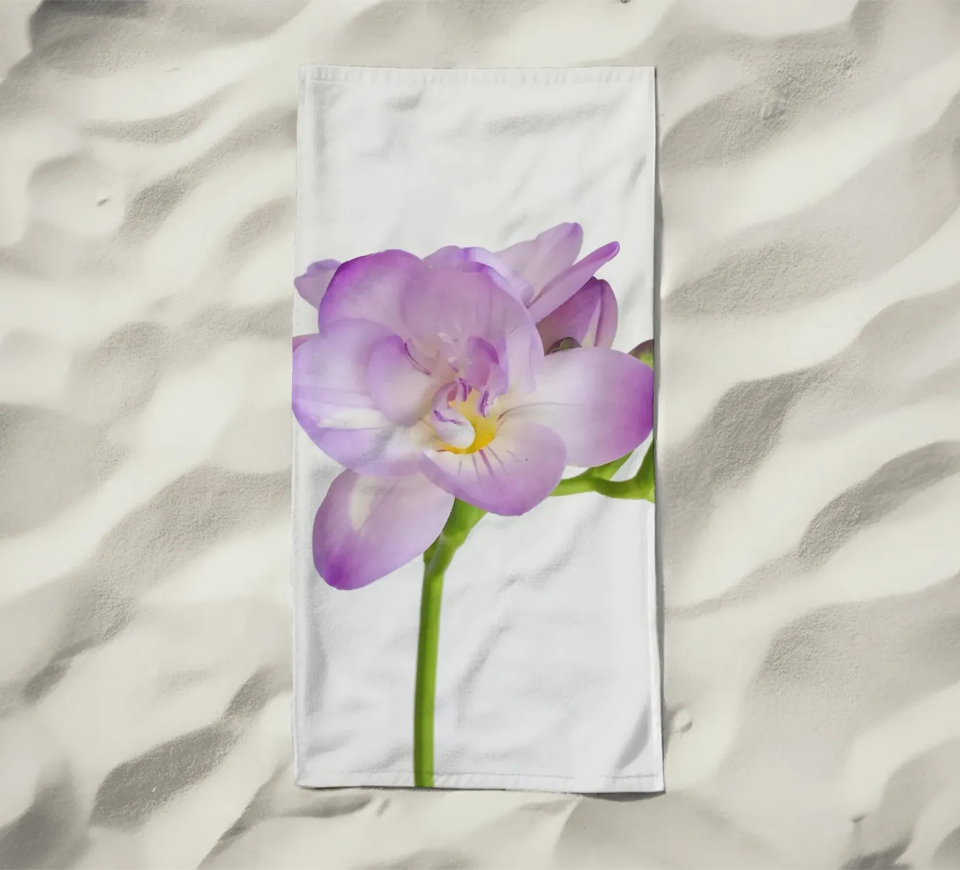 Fiore viola telo mare da Cassia Beck Photography