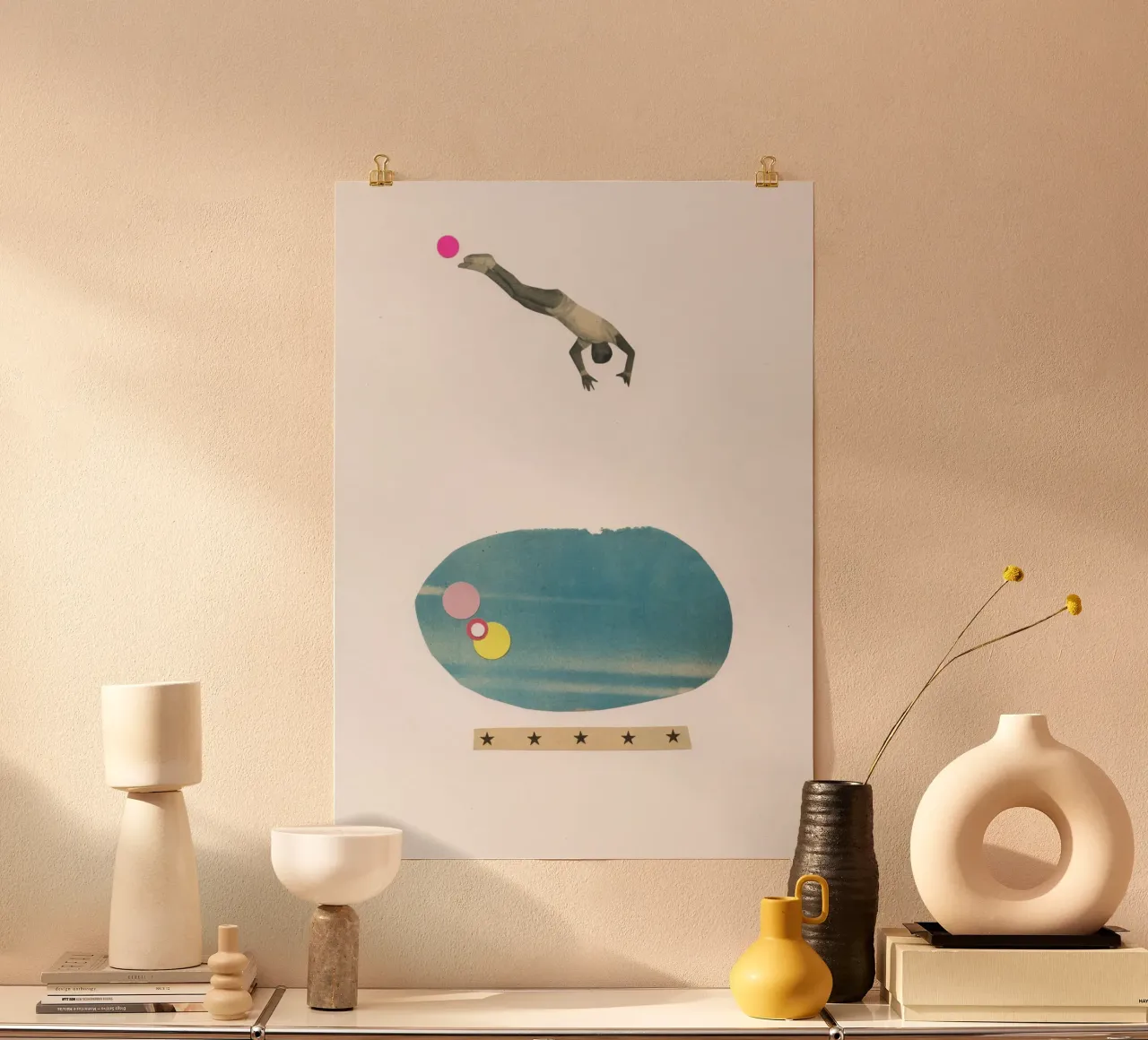 Triathlon poster con telaio in legno da Cassia Beck Collage