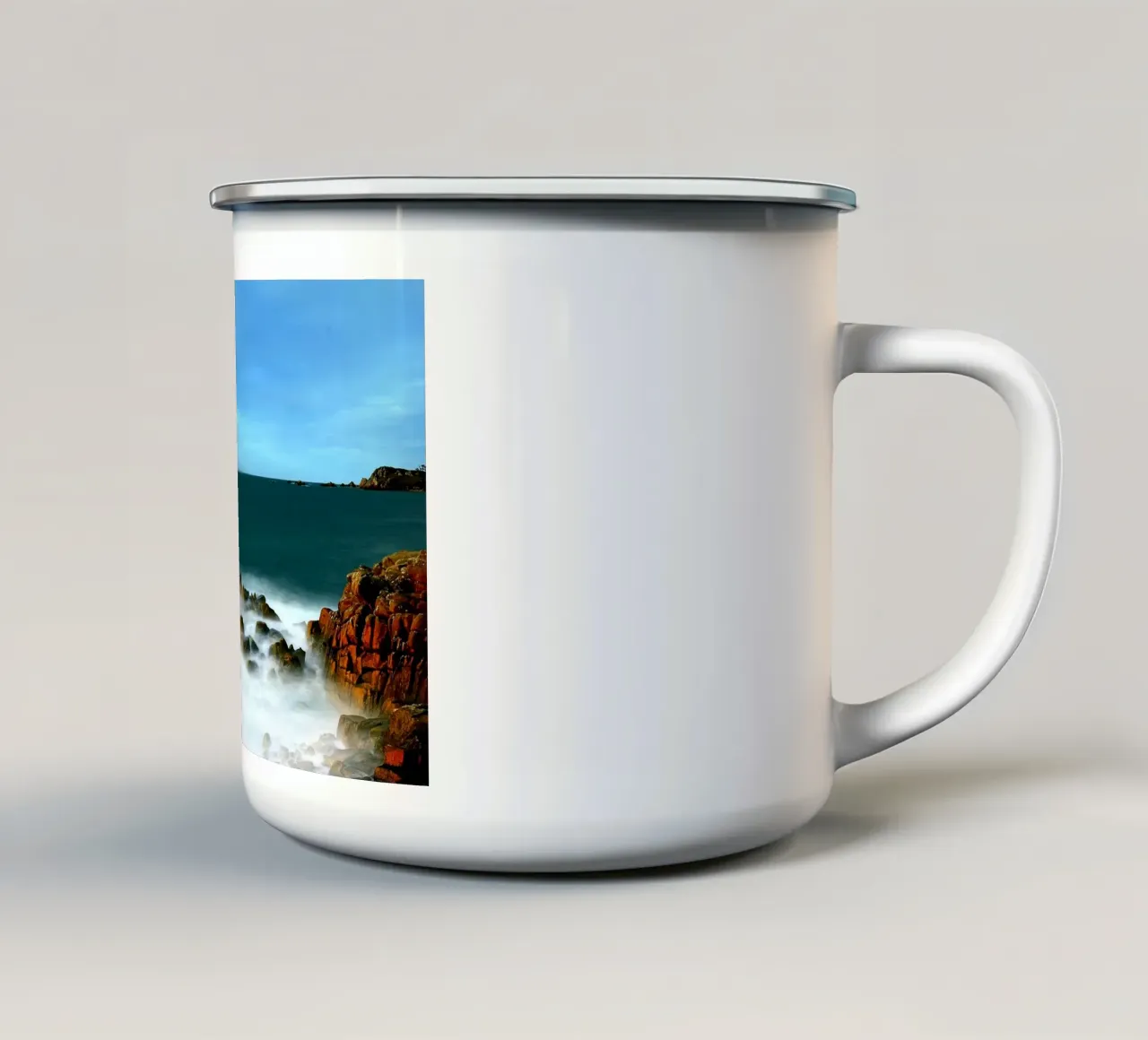 FAA294 tazza in smalto da Thierry vobmann photography