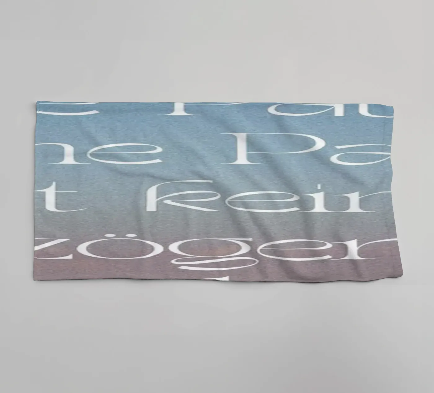 NIMM DIR EINE PAUSE towel by SMRT STUDIO