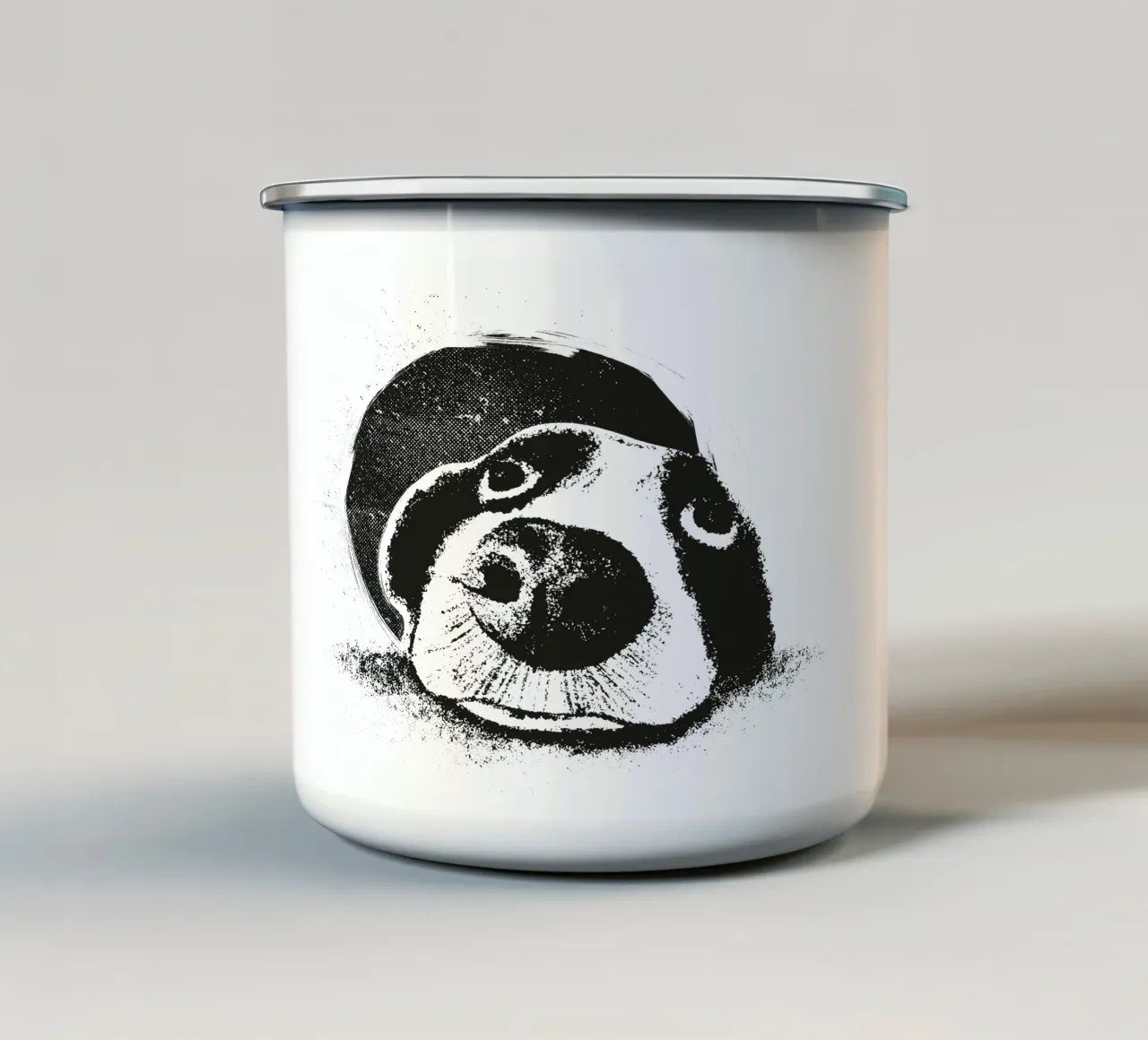 Vista del cane tazza in smalto da Stella-Illustrations