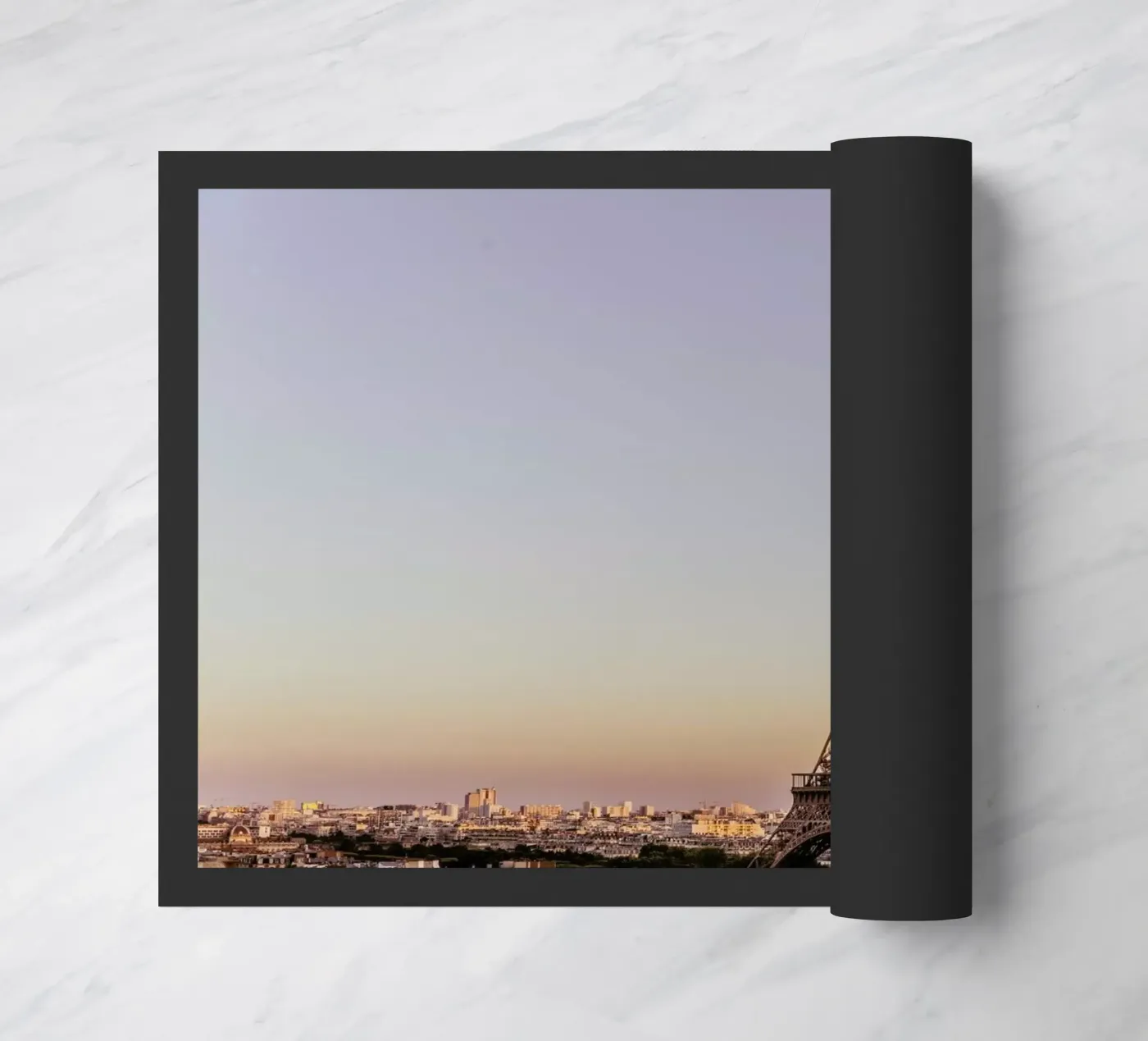 Tour Eiffel Sunset Fußmatte von Magdalena Martin Photography