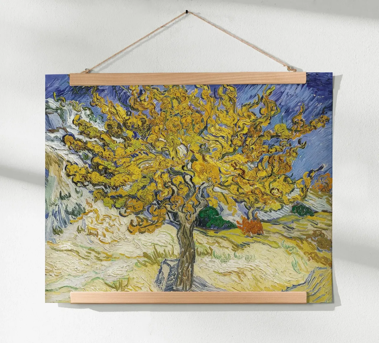 Vincent van Gogh, Maulbeerenbaum Malerei poster con telaio in alluminio da Carinaprint