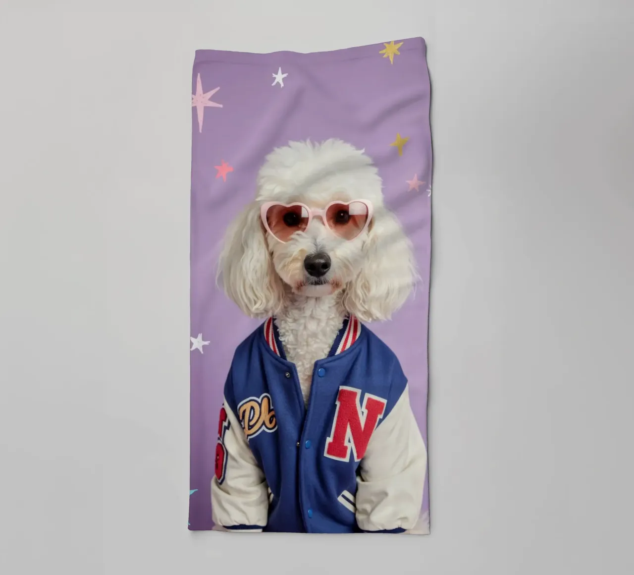 Flauschiger Pudel Handtuch von Pawtrait Studio