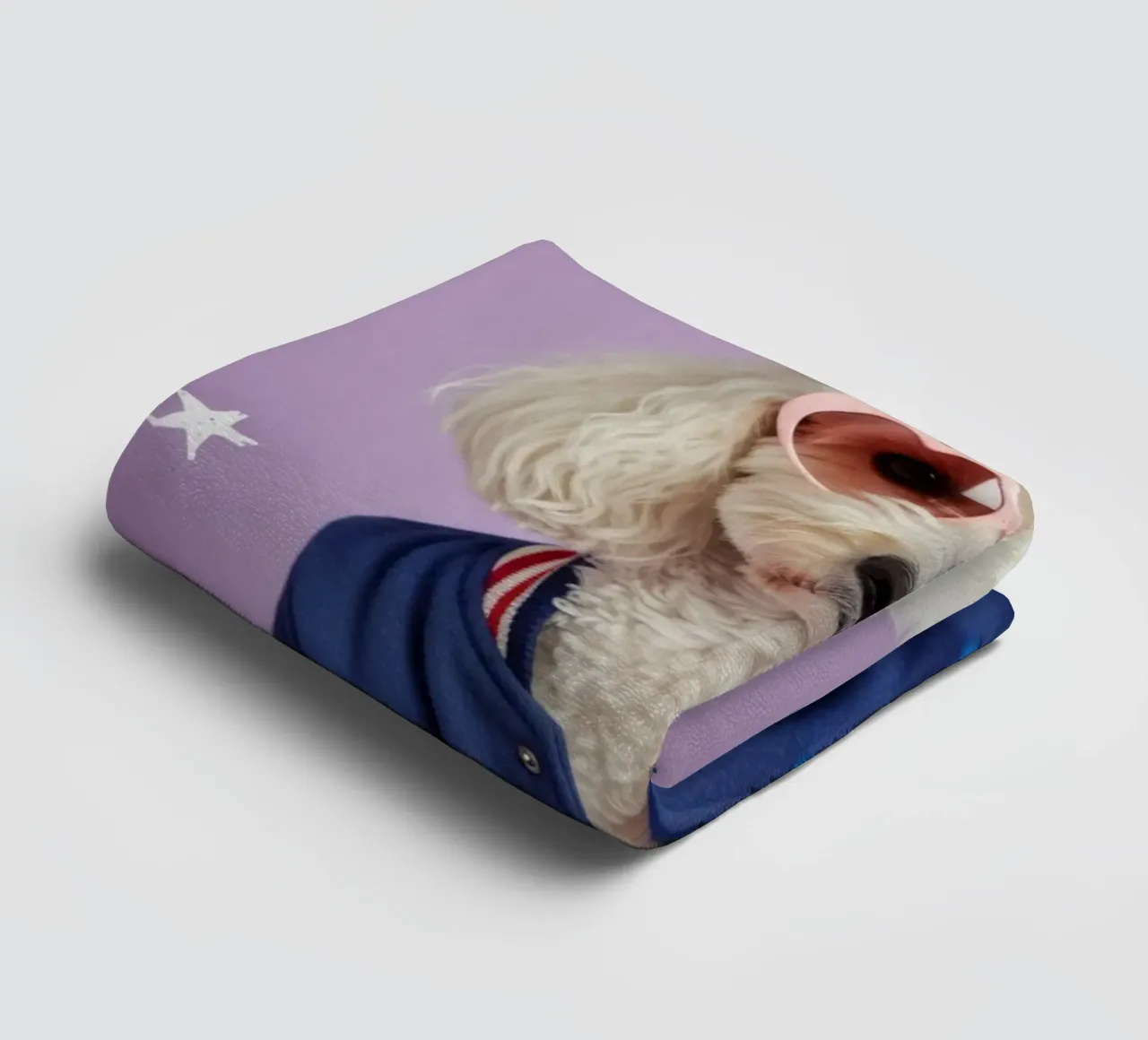 Flauschiger Pudel Handtuch von Pawtrait Studio