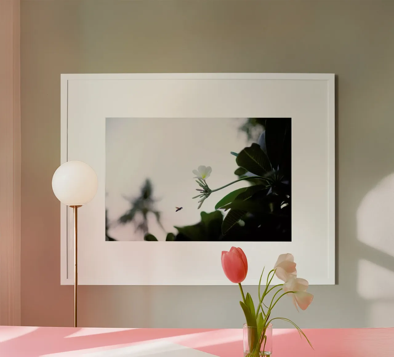 Ko Yao Noi Flower poster con telaio in legno da Marlene Sørensen
