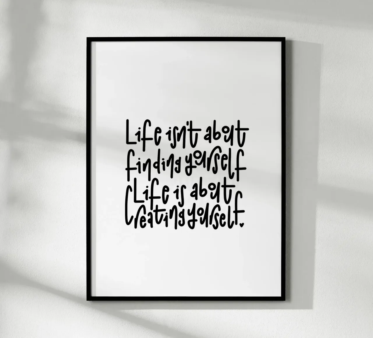Typografie Poster Life Zitat Schwarz Weiß Handlettering poster con telaio in legno da LIMITED EDITION LETTERS