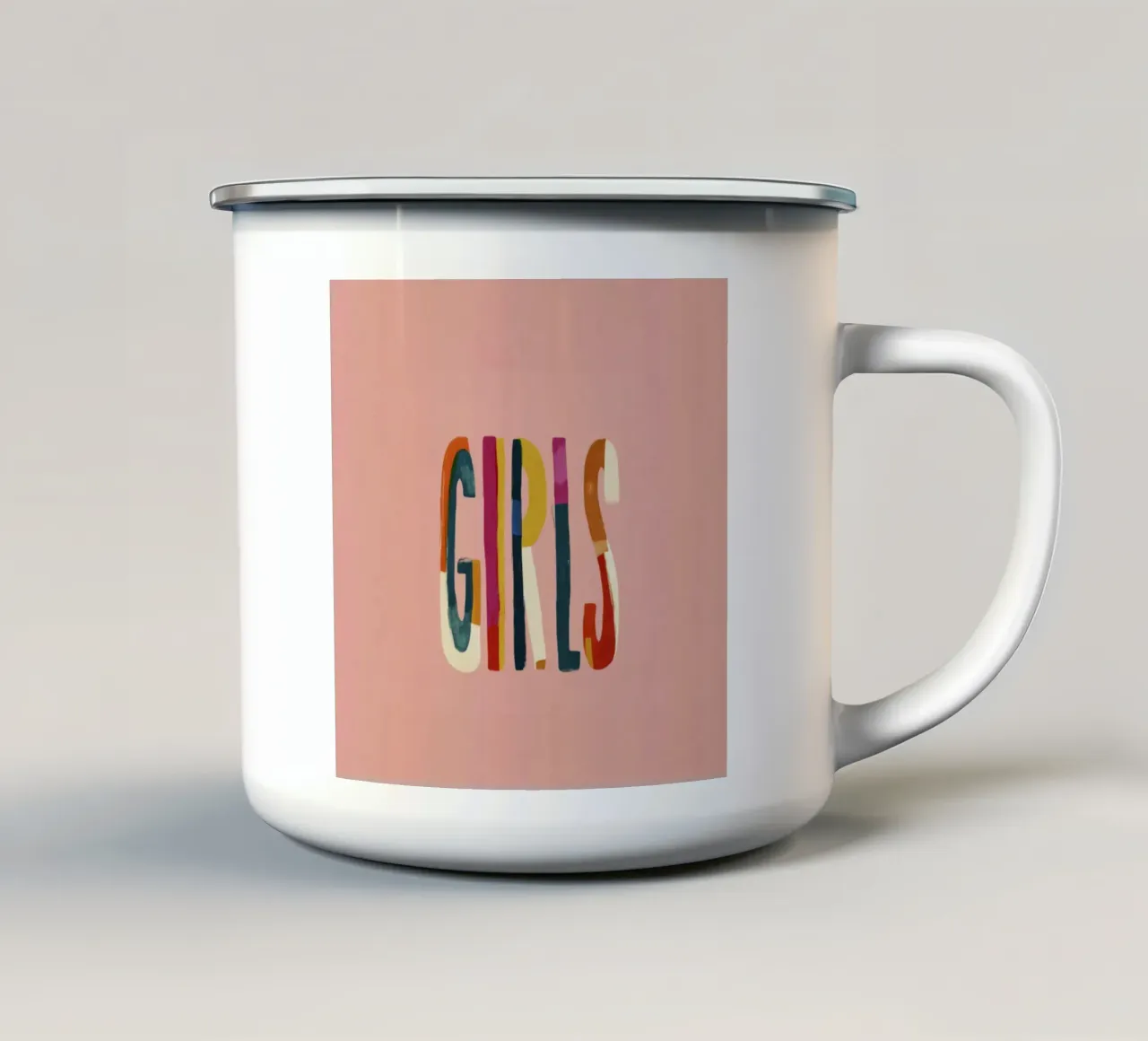 Ragazze Tipografia Arte disegnata a mano Lettere colorate Pesca tazza in smalto da Modern Muse