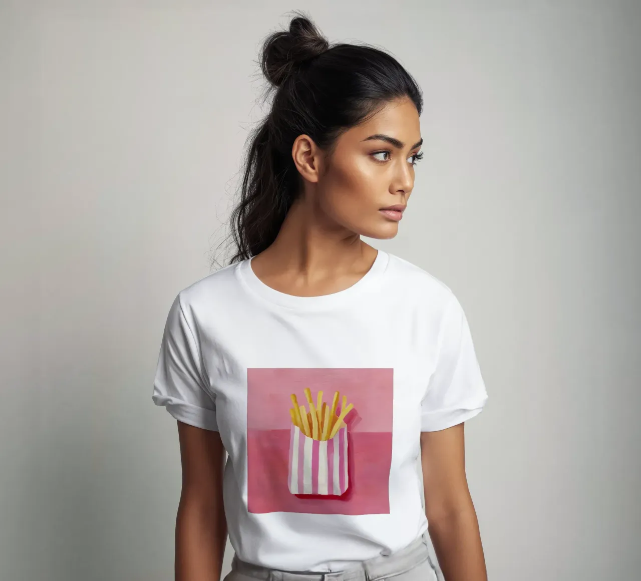 Patatine fritte Borsa a righe rosa Illustrazione alimentare pop art t-shirt da Modern Muse