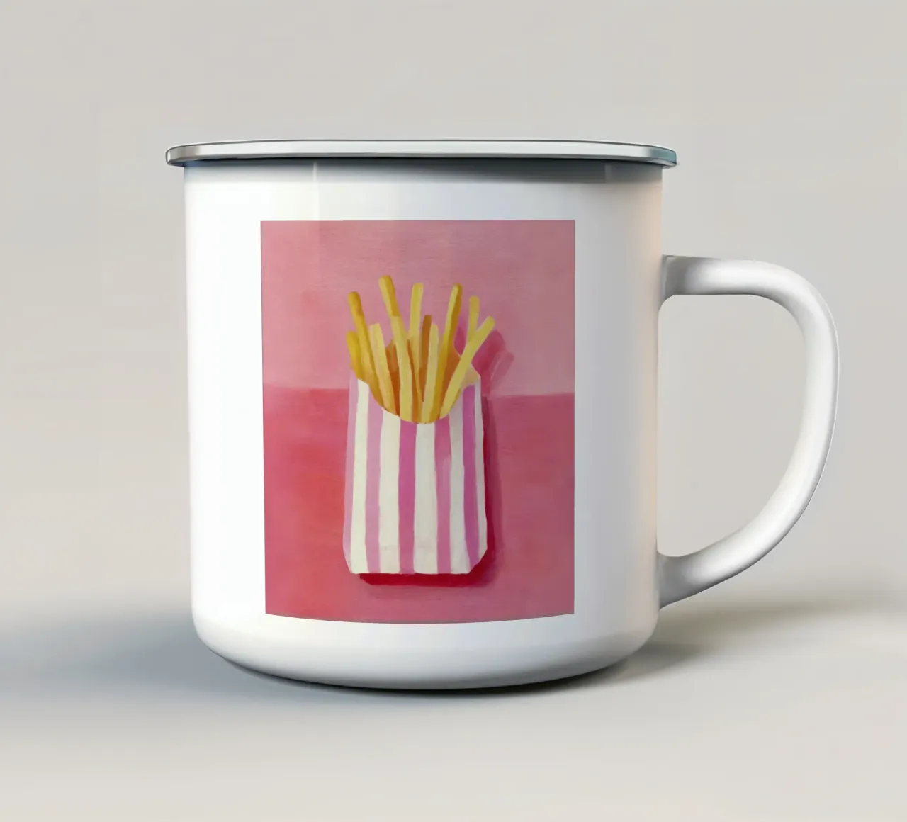 Patatine fritte Borsa a righe rosa Illustrazione alimentare pop art tazza in smalto da Modern Muse