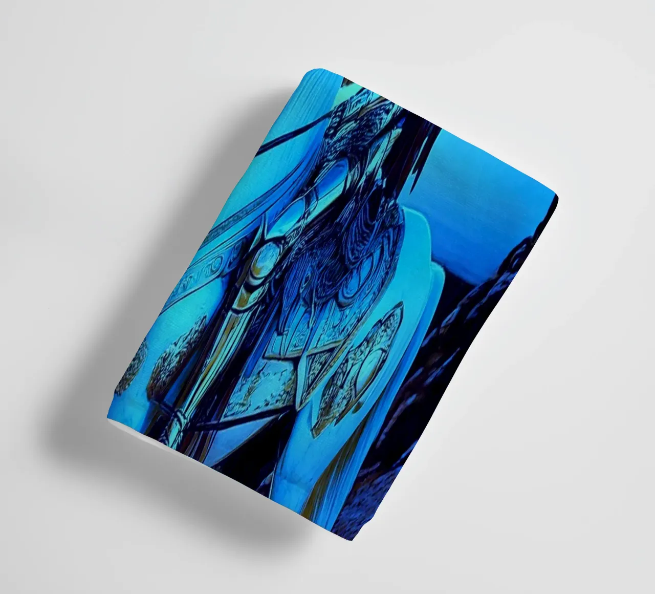 CHEVALIER SUR UN CHEVAL. Bleu. asciugamano da bagno da Thierry vobmann photography
