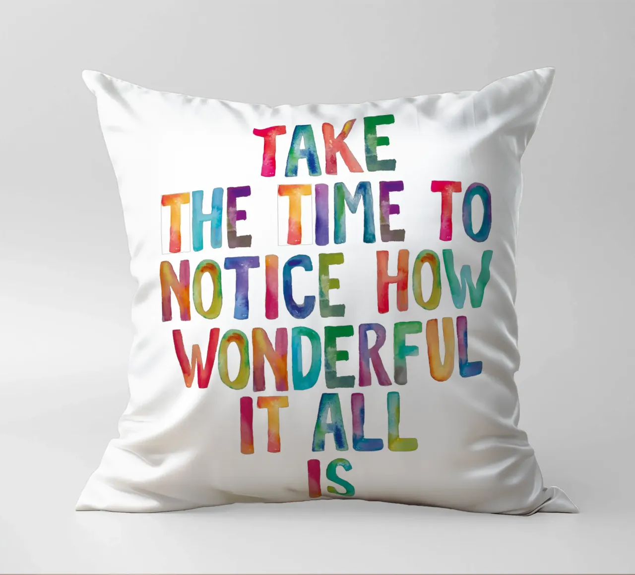 Prendetevi il tempo per notare quanto sia meraviglioso il tipo di arcobaleno cuscino da THE MOTIVATED TYPE