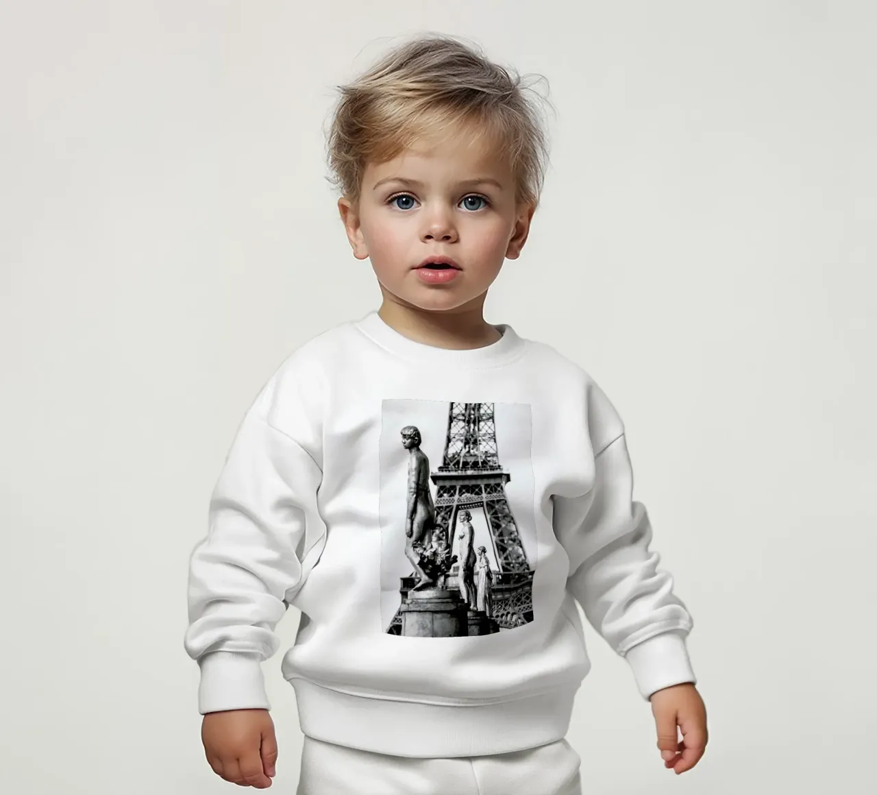 Tour Eiffel Trocad‚Ro baby sweatshirt by Magdalena Martin Photography