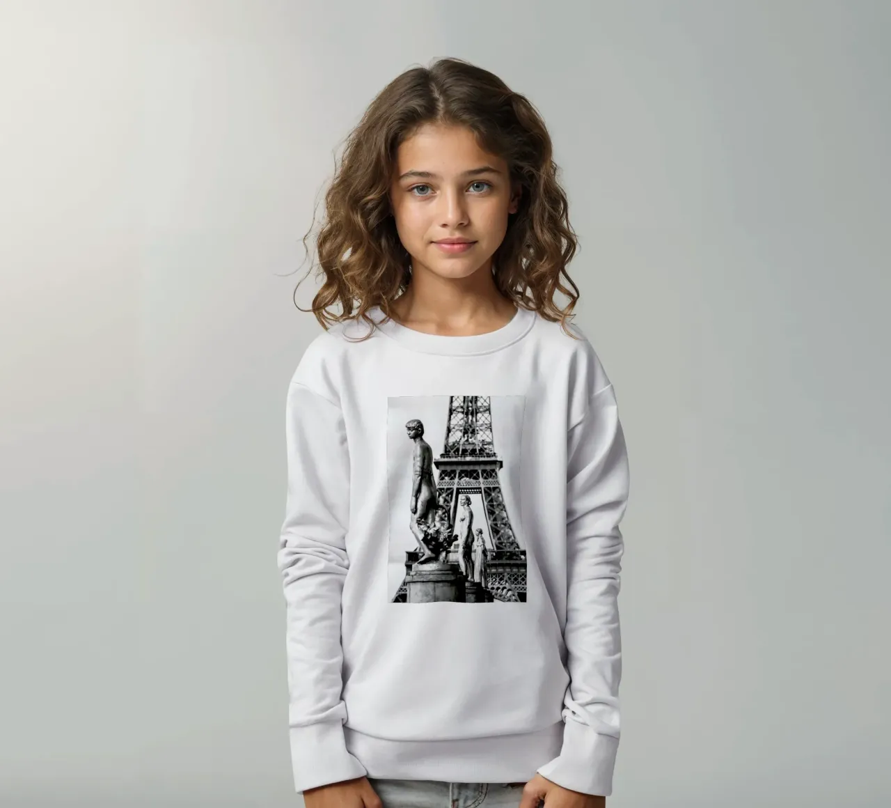 Tour Eiffel Trocad‚Ro kids sweatshirt by Magdalena Martin Photography