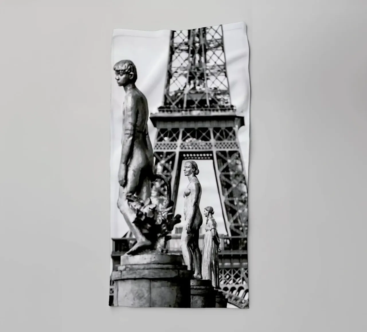 Tour Eiffel Trocad‚Ro asciugamano da bagno da Magdalena Martin Photography