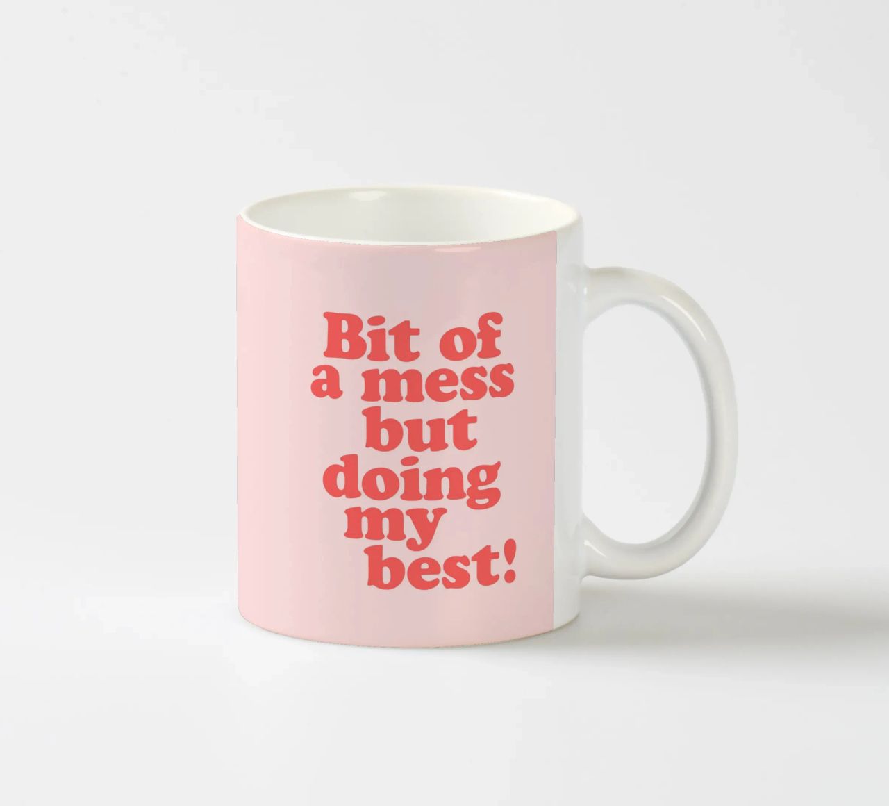Ein bisschen chaotisch, aber ich tue mein Bestes Rot-Rosa Typografie Druck Keramik Tasse von THE MOTIVATED TYPE