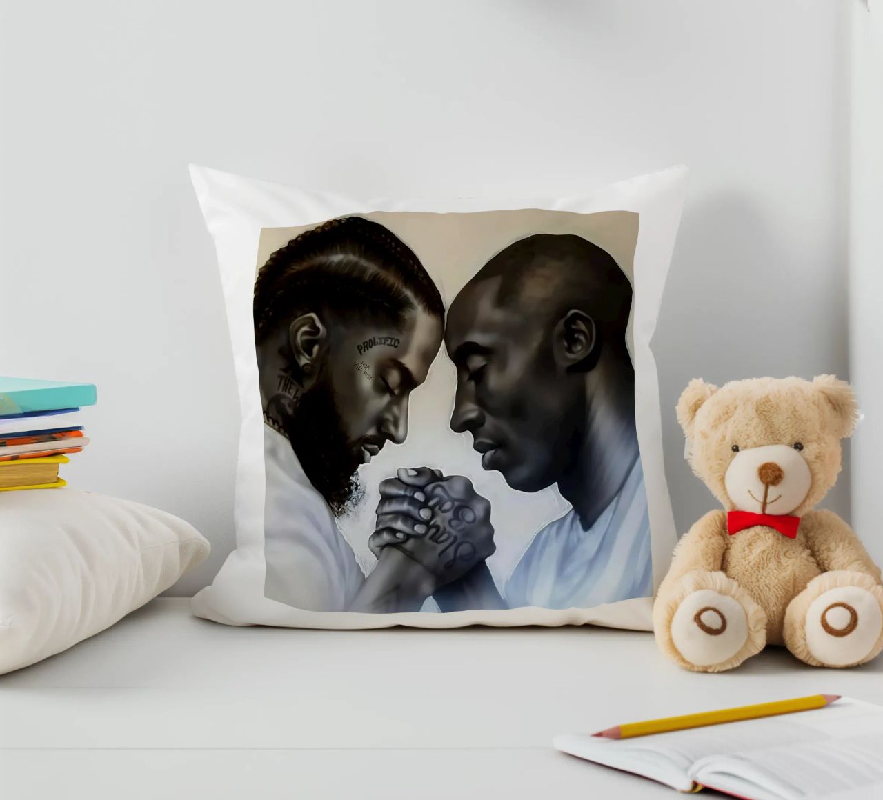 Nipsey Hussle e Kobe Bryant cuscino da Fewasyes