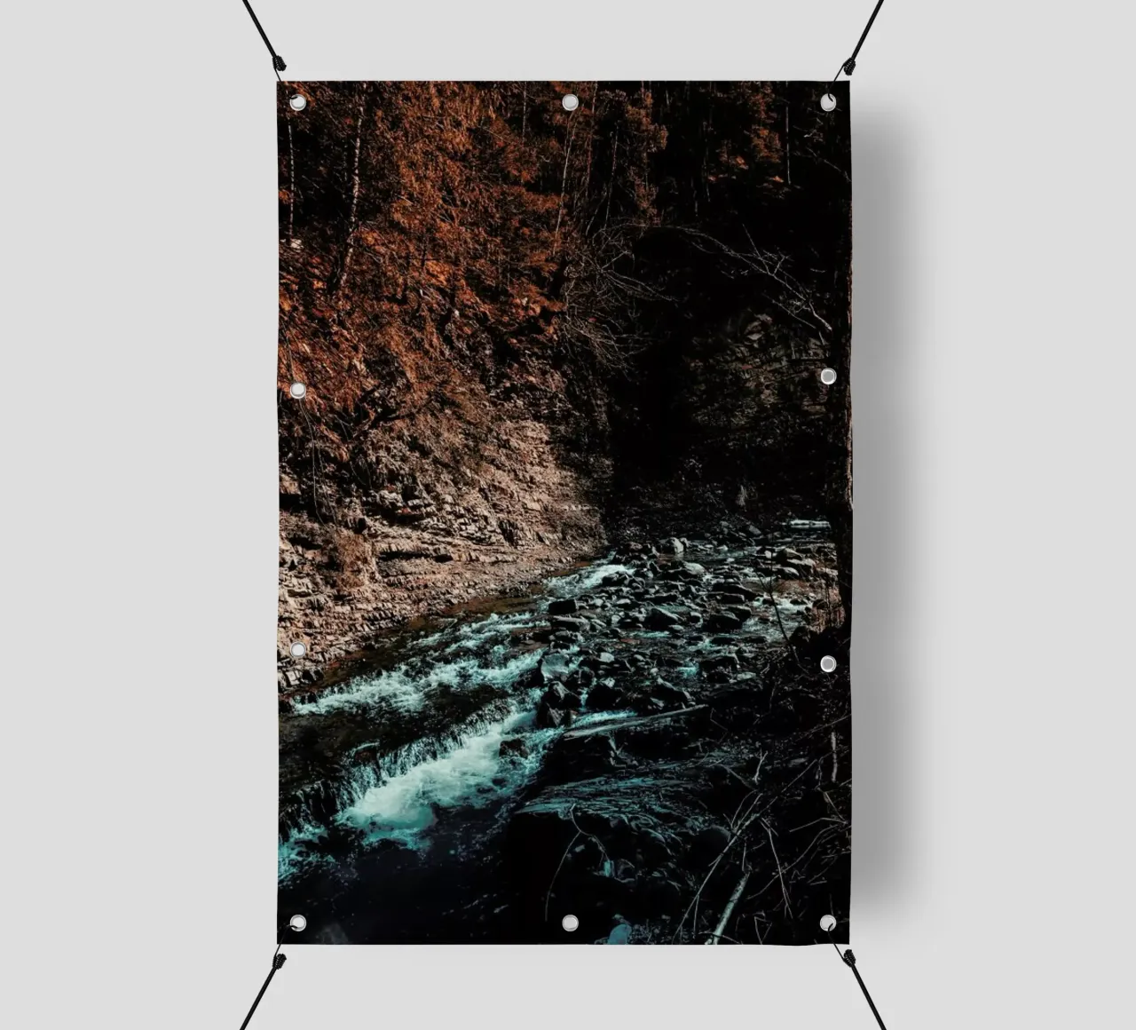 Idyllic River Through The Woods III telo in pvc da Sebastian Hilgetag