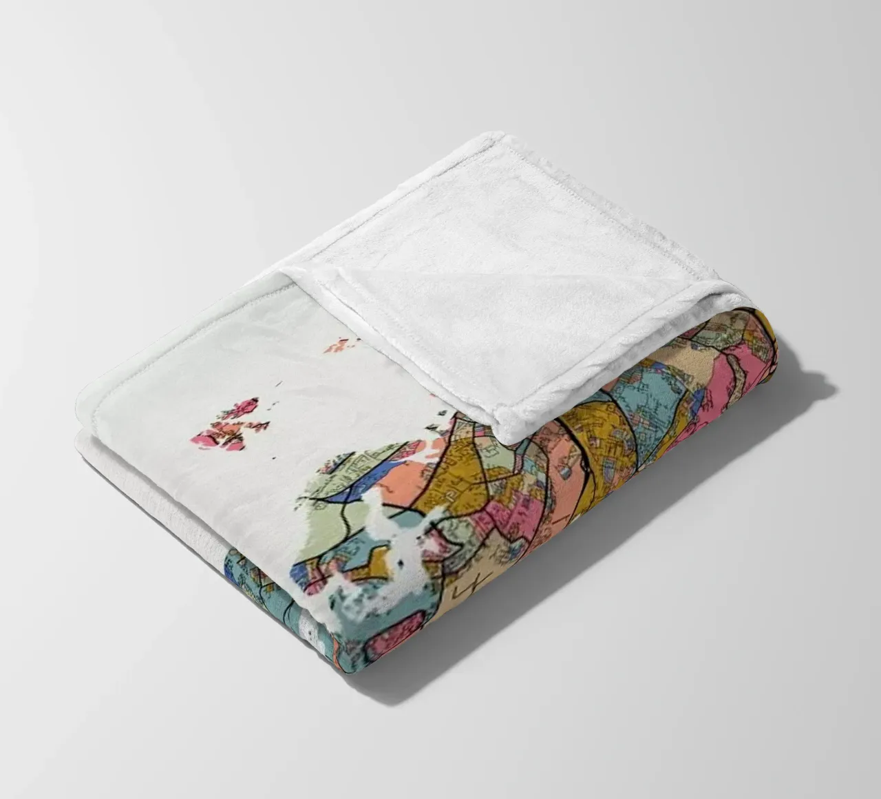 World Map Fleecedecke von The Cartography Collection