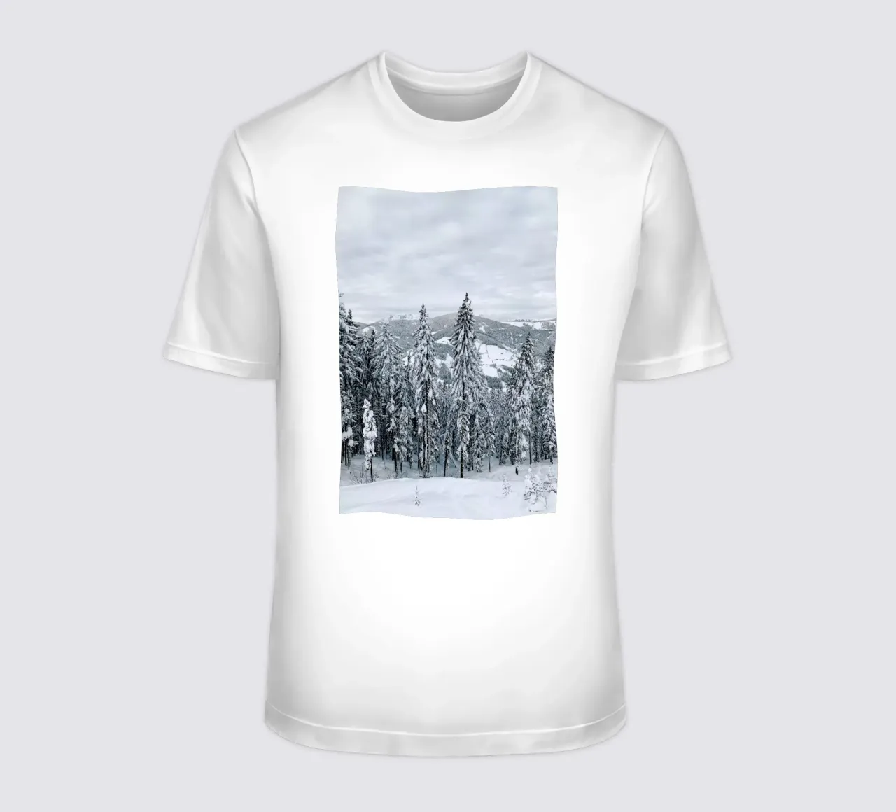 Forest In The Alps t-shirt da Sebastian Hilgetag