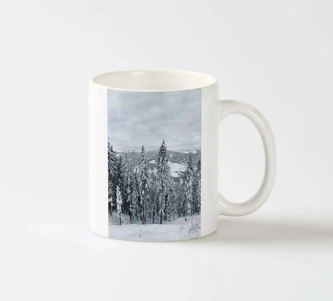 Forest In The Alps tazza in ceramica da Sebastian Hilgetag