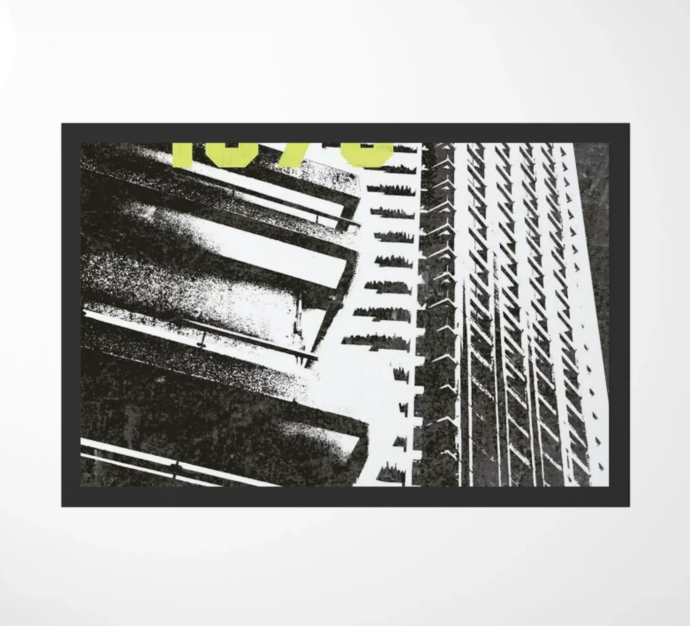 Brutalist deurmat van 121 Creatives