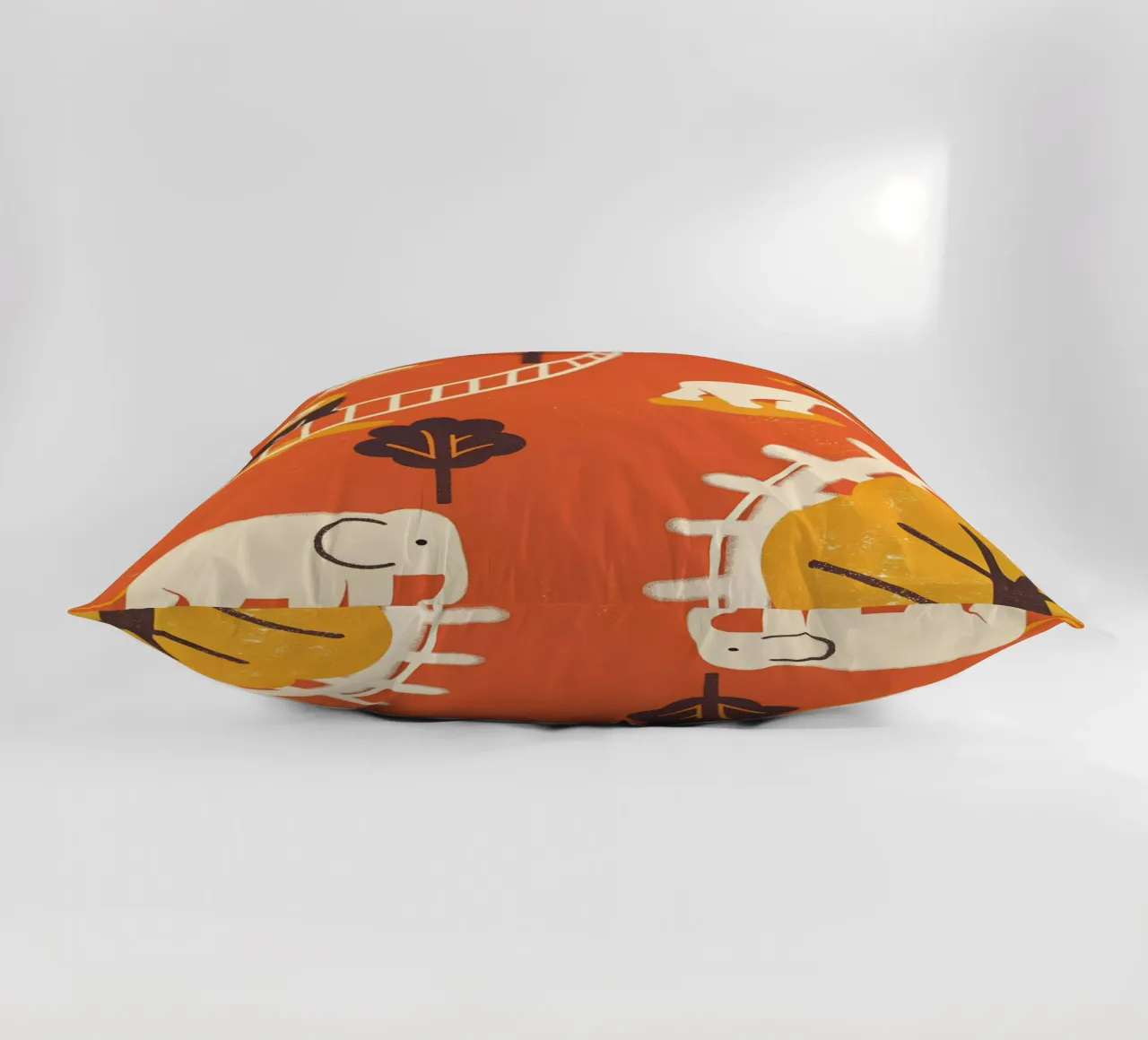 Zoo Retro Pop cuscino da THE LATEST SHOP