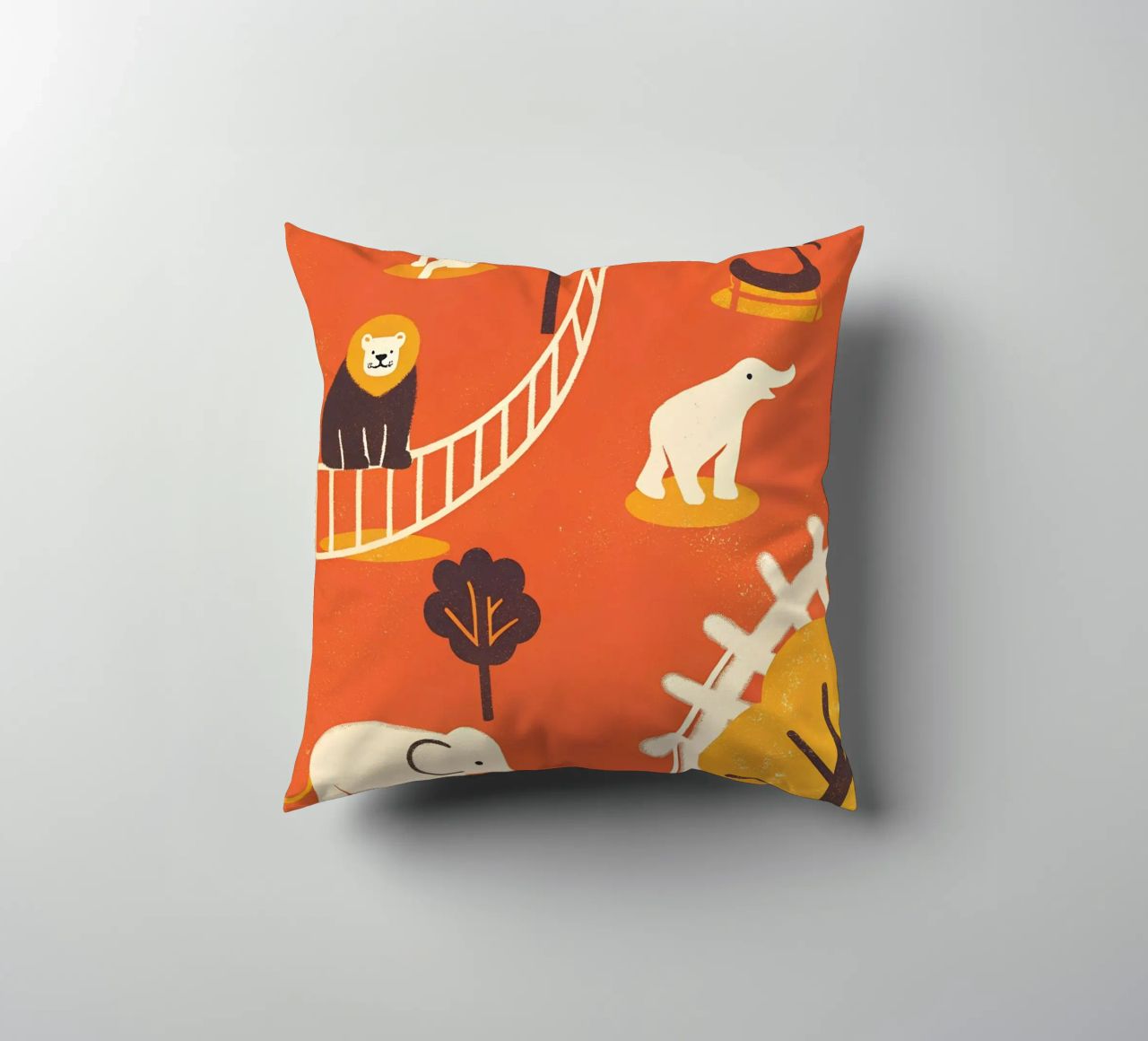 Zoo Retro Pop cuscino da THE LATEST SHOP