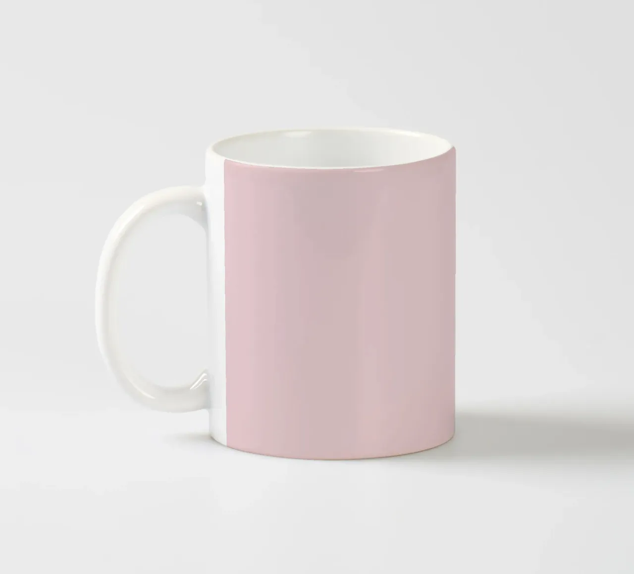 I Am So Full of Love and That is My Super Power Tipografía taza de cerámica de THE MOTIVATED TYPE