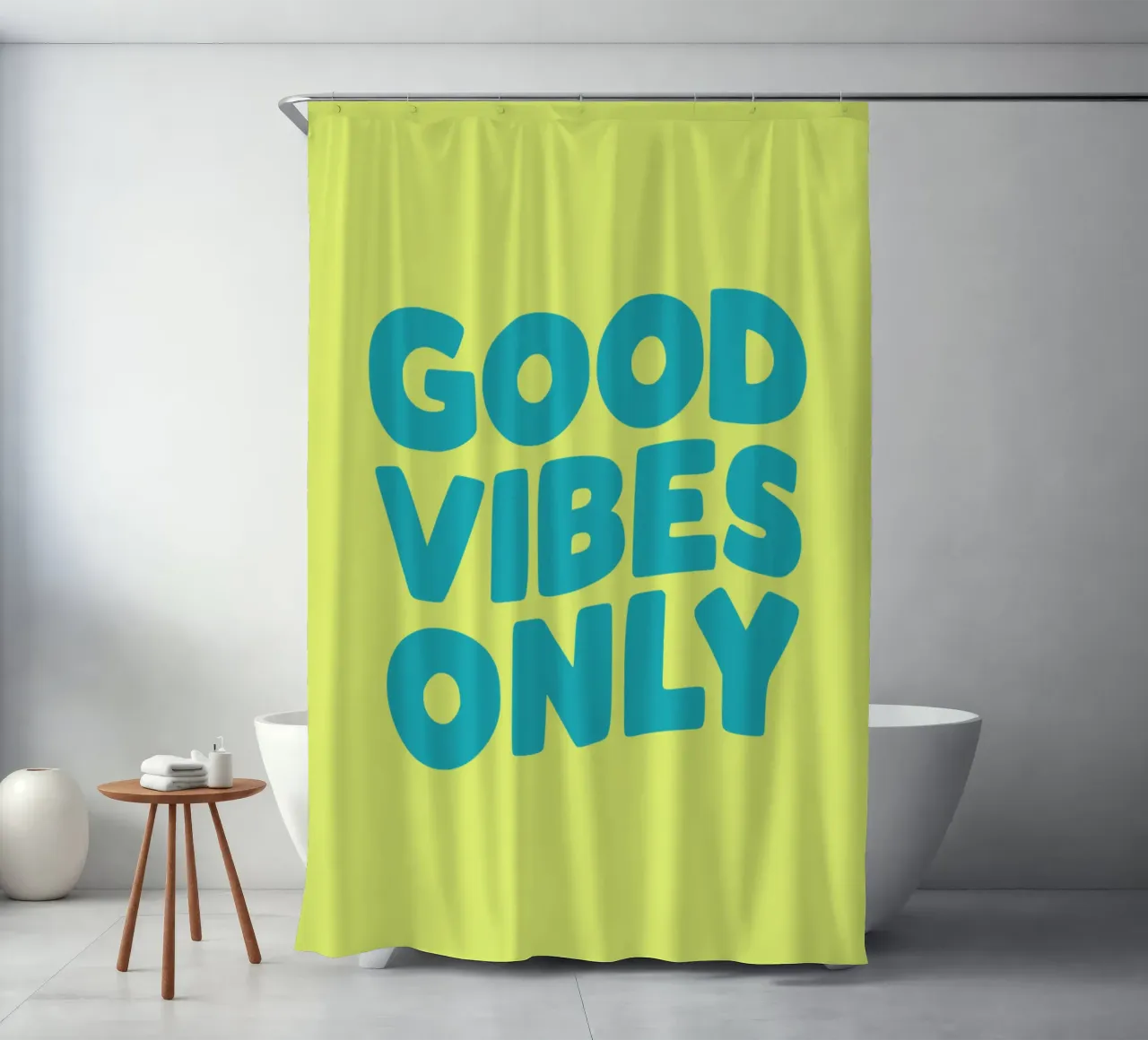 Good Vibes Only Typography Print jaune et bleu rideau de douche de THE MOTIVATED TYPE