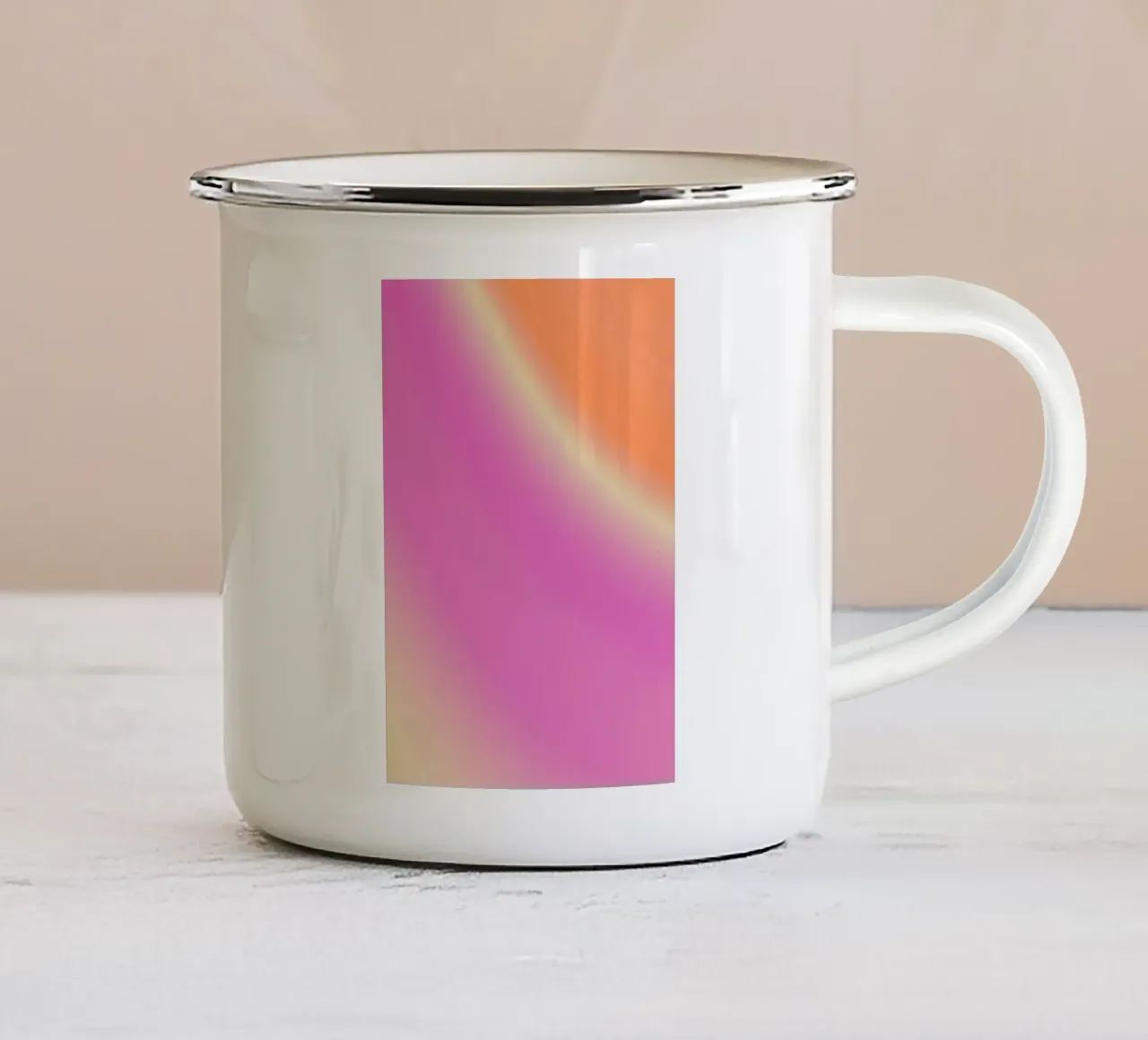 R U HAPPY? tazza in smalto da ÂME LIBRE STUDIO
