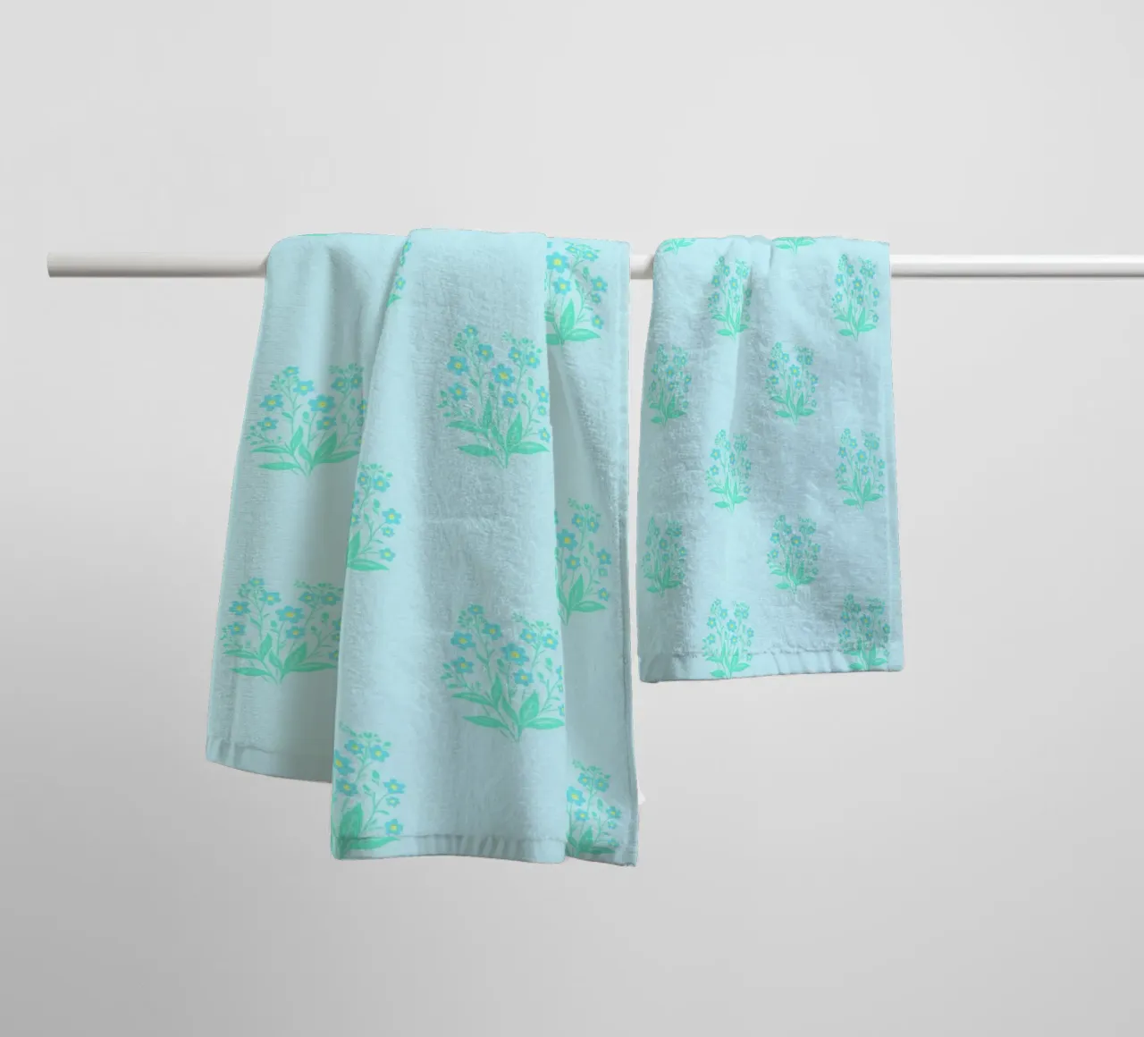 Forget-Me-Nots Block Print Azul claro toalla de baño de SilverPegasus