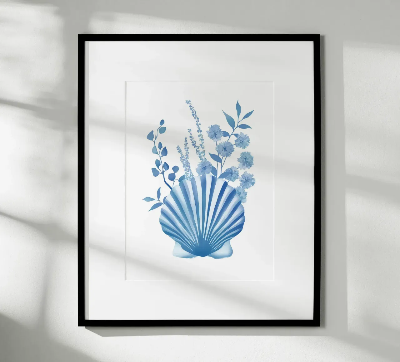 Zeekust Blauw Botanisch Schelp Bloemen Modern Chinoiserie Kunst poster van Gentle Echoes Art
