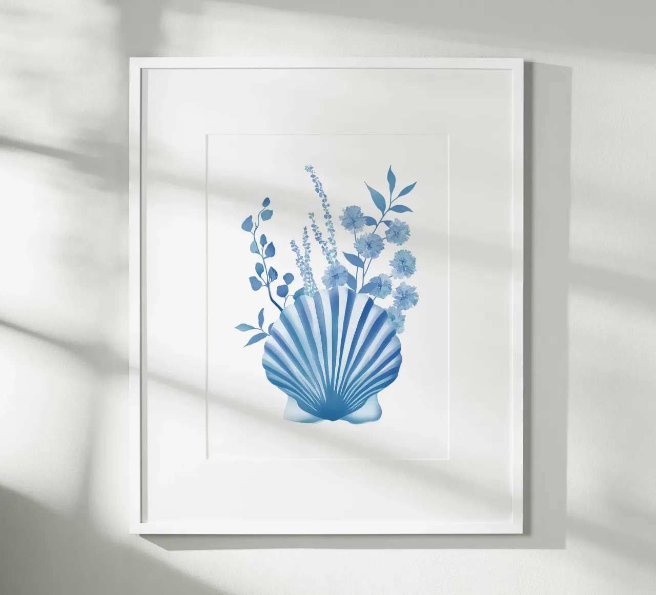 Zeekust Blauw Botanisch Schelp Bloemen Modern Chinoiserie Kunst poster van Gentle Echoes Art