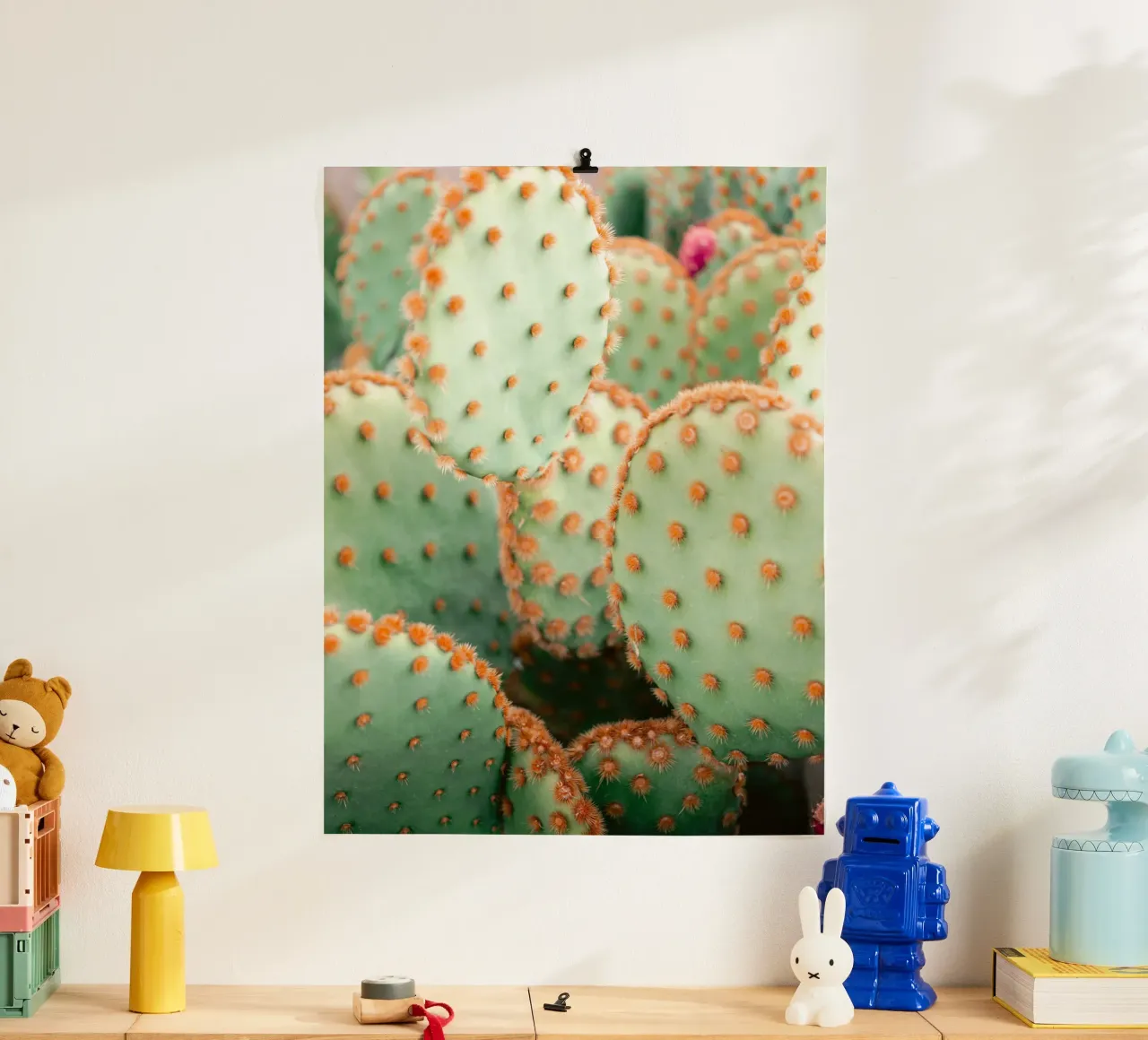 Velvet Green – Cactus Close-Up poster con telaio in alluminio da Raisa Zwart Photography