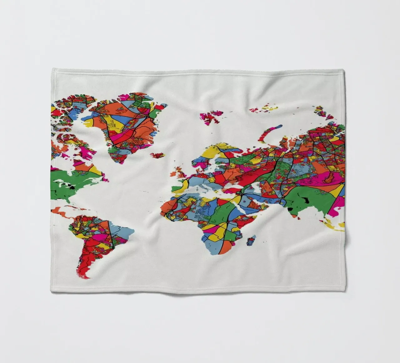 World Map II coperta in pile da The Cartography Collection